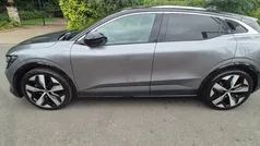 Grijs, metallic lak Gebruikt 2023 Renault Mégane Techno Hatchback | € 23.950 (Super prijs)
