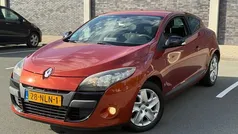 Oranje Gebruikt 2010 Renault Mégane Coupé Coupé | € 2.249 (Eerlijke prijs)