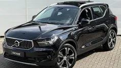 Zwart Gebruikt 2021 Volvo XC40 Inscription SUV | € 30.540 (Eerlijke prijs)