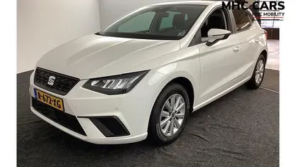 Occasion Seat Ibiza Business 97 PK (71 kW) 2022 Wit Hatchback
