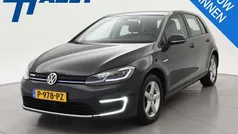 Grijs Gebruikt 2018 VW e-Golf Hatchback | € 12.950 (Eerlijke prijs)