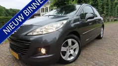 Grijs, metallic lak Gebruikt 2010 Peugeot 207 Hatchback | € 2.750 (Eerlijke prijs)