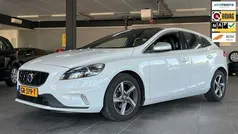 Wit Gebruikt 2015 Volvo V40 R-Design Stationwagen | € 9.950 (Eerlijke prijs)