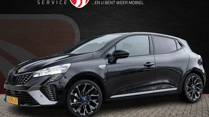 Zwart Occasion 2024 Renault Clio V Esprit Alpine Hatchback | € 23.285 (Eerlijke prijs)