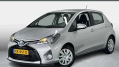 Gebruikt 2015 Toyota Yaris Hybrid Hatchback | € 12.950 (Eerlijke prijs)