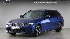Gebruikt 2024 BMW 330e Comfort Edition Stationwagen | € 49.950 (Super prijs)