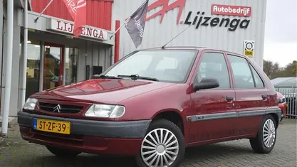 Rood Gebruikt 1998 Citroën Saxo Hatchback | € 1.999 (Eerlijke prijs)