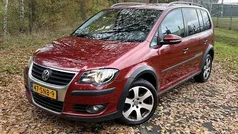 Rood Gebruikt 2009 VW Touran Comfortline MPV | € 6.950 (Eerlijke prijs)