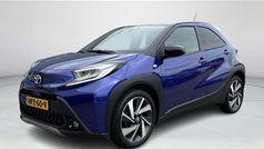 Gebruikt 2022 Toyota Aygo Premium Hatchback | € 19.945 (Eerlijke prijs)