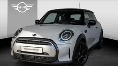Gebruikt 2023 Mini Cooper Classic Hatchback | € 26.695 (Eerlijke prijs)