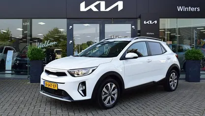Gebruikt 2022 Kia Stonic SUV | € 18.385 (Eerlijke prijs)