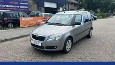 Grijs Gebruikt 2009 Skoda Roomster Ambition Stationwagen | € 2.095 (Eerlijke prijs)
