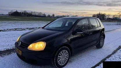 Zwart Gebruikt 2006 VW Golf IV Comfortline Hatchback | € 1.899 (Goede deal)
