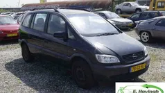 Zwart Gebruikt 2001 Opel Zafira Comfort MPV | € 950 (Goede deal)