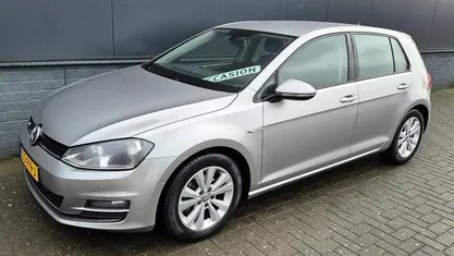 Occasion 2015 VW Golf VII Comfortline Hatchback | € 9.950 (Eerlijke prijs)