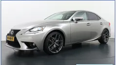Gebruikt 2015 Lexus IS300h Sedan | € 16.850 (Goede deal)
