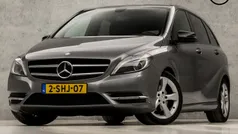 Grijs Gebruikt 2013 Mercedes B180 Ambition MPV | € 13.245 (Eerlijke prijs)