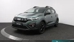 Groen Gebruikt 2023 Dacia Sandero Extreme Hatchback | € 16.900 (Eerlijke prijs)