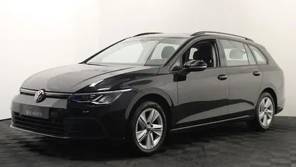 Occasion 2022 VW Golf VIII Business Hatchback | € 15.999 (Eerlijke prijs)