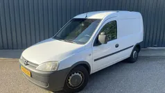 Wit Gebruikt 2011 Opel Combo MPV | € 1.695 (Eerlijke prijs)