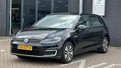 Zwart Gebruikt 2018 VW e-Golf Hatchback | € 11.499 (Eerlijke prijs)
