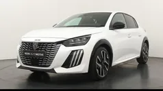 Wit Nieuw 2025 Peugeot 208 GT Hatchback | € 33.379 (Eerlijke prijs)