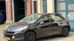 Zwart Gebruikt 2009 Peugeot 207 Hatchback | € 1.990 (Eerlijke prijs)