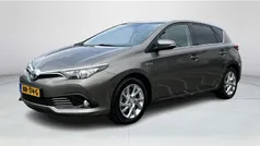 Toyota Auris Hybrid