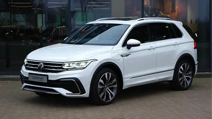 Occasion 2023 VW Tiguan R-line SUV | € 39.750 (Eerlijke prijs)