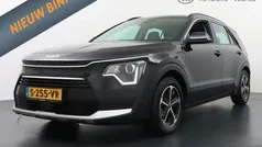 Zwart Gebruikt 2022 Kia Niro SUV | € 28.895 (Eerlijke prijs)