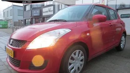 Occasion Suzuki Swift Comfort 94 PK (69 kW) 2011 Rood Hatchback
