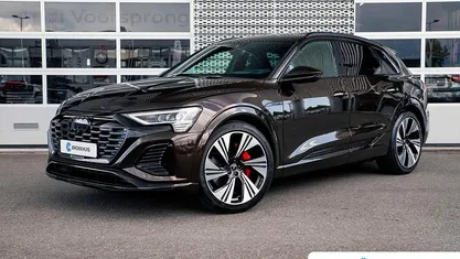 Occasion 2024 Audi Q8 e-tron S-Line SUV | € 60.840 (Super prijs)