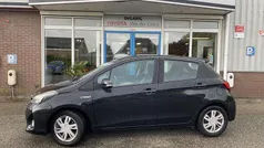 Gebruikt 2015 Toyota Yaris Hybrid Hatchback | € 11.445 (Eerlijke prijs)