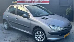 Gebruikt 2004 Peugeot 206 Hatchback | € 1.150 (Eerlijke prijs)