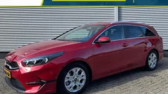 Rood Gebruikt 2023 Kia Ceed Sportswagon Stationwagen | € 26.285 (Eerlijke prijs)