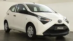Wit Gebruikt 2021 Toyota Aygo Hatchback | € 11.499 (Eerlijke prijs)