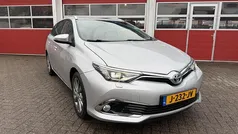 Gebruikt 2017 Toyota Auris Touring Sports Executive Stationwagen | € 14.850 (Eerlijke prijs)