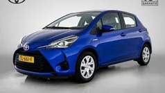 Blauw Gebruikt 2018 Toyota Yaris Hybrid Active Hatchback | € 15.945 (Eerlijke prijs)