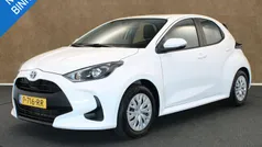 Wit Gebruikt 2022 Toyota Yaris Hybrid Active Hatchback | € 21.145 (Eerlijke prijs)