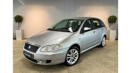 Occasion Fiat Croma 147 PK (108 kW) 2008 Grijs Hatchback