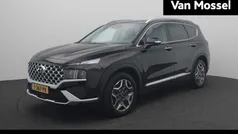 Zwart Gebruikt 2023 Hyundai Santa Fe Premium SUV | € 43.900 (Eerlijke prijs)