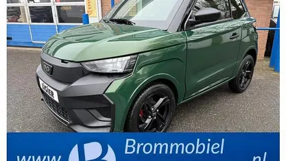 Nieuw Ligier JS50 2026 Groen Hatchback