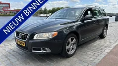 Grijs, metallic lak Gebruikt 2012 Volvo V70 Stationwagen | € 9.950 (Goede deal)