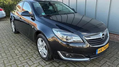 Occasion 2015 Opel Insignia Business Sedan | € 6.750 (Eerlijke prijs)