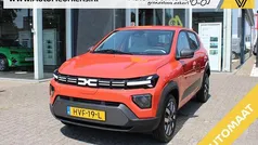 Gebruikt 2025 Dacia Spring Expression Hatchback | € 16.945 (Eerlijke prijs)