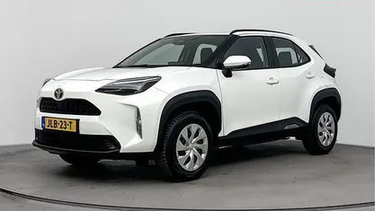 Wit Gebruikt 2025 Toyota Yaris Cross Active SUV | € 28.950 (Eerlijke prijs)