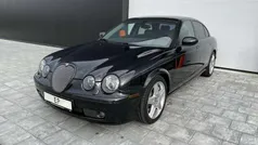, metallic lak Gebruikt 2002 Jaguar S-Type R Sedan | € 23.500