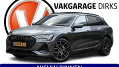 Grijs, metallic lak Gebruikt 2019 Audi e-tron S-Line SUV | € 28.940 (Eerlijke prijs)