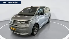 Zilver Gebruikt 2023 VW Multivan Business Van | € 51.880 (Eerlijke prijs)
