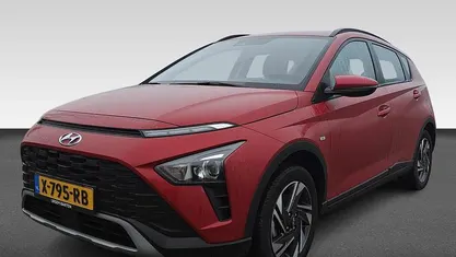 Rood Gebruikt 2024 Hyundai Bayon Comfort SUV | € 19.930 (Eerlijke prijs)